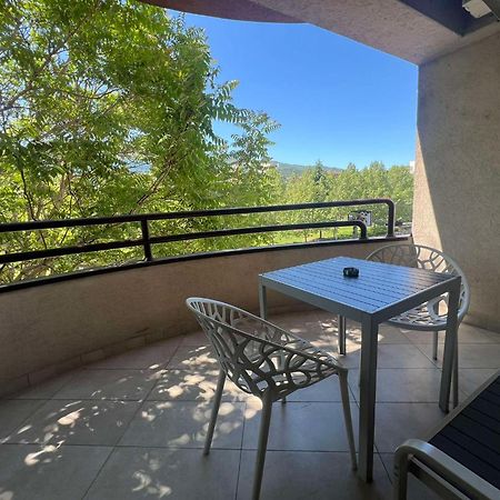 Skopje Eluxory Apartments מראה חיצוני תמונה