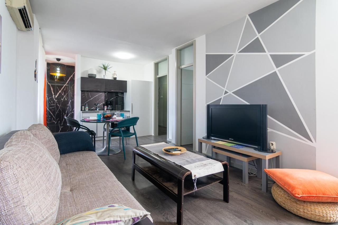 Skopje Eluxory Apartments מראה חיצוני תמונה