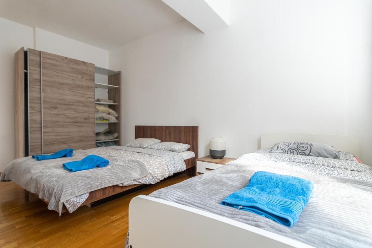 Skopje Eluxory Apartments מראה חיצוני תמונה