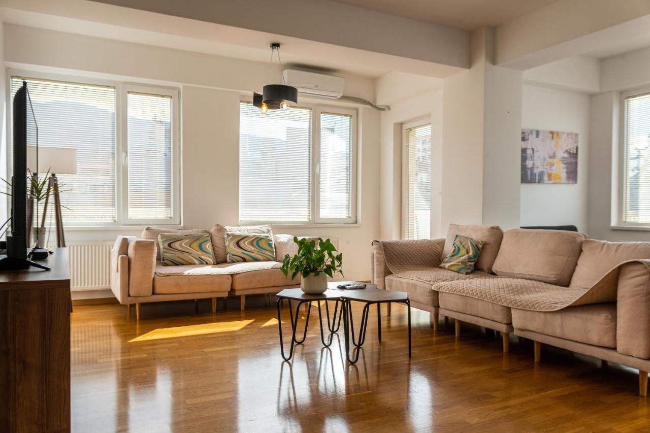 Skopje Eluxory Apartments מראה חיצוני תמונה