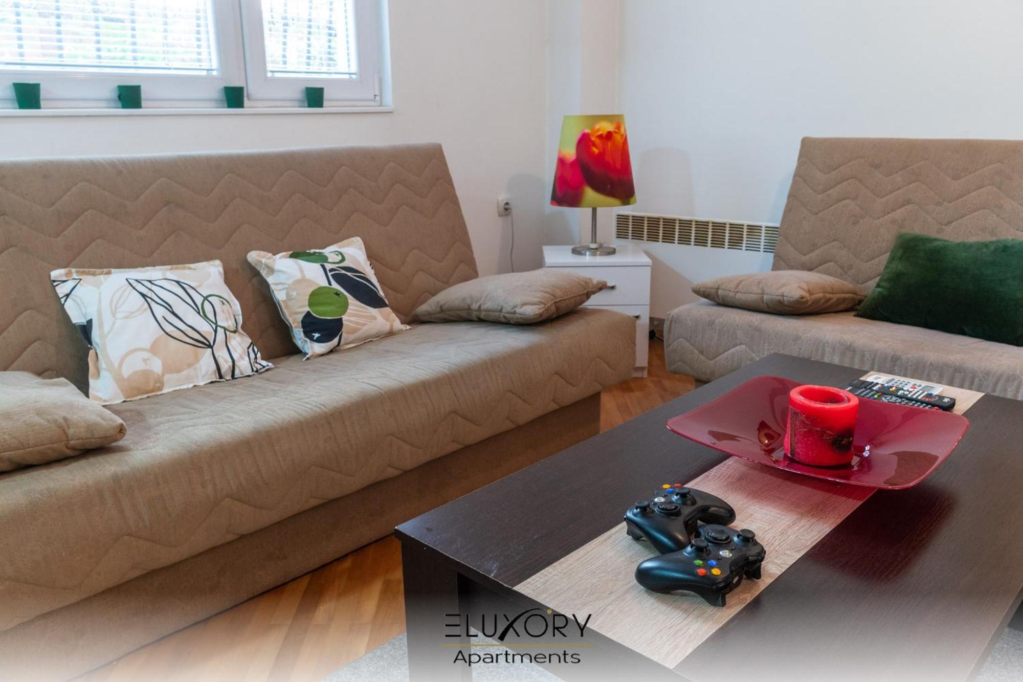 Skopje Eluxory Apartments מראה חיצוני תמונה